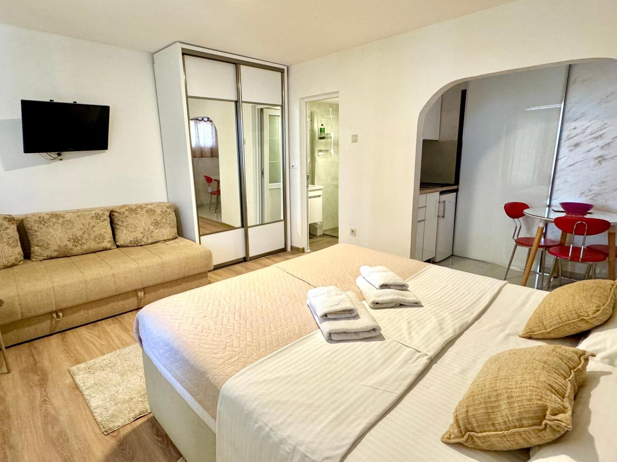 Apartments Kentera Sveti Stefan Kamer foto